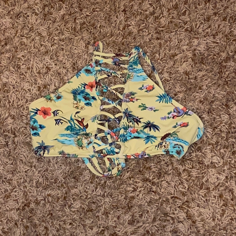 Bathing suit top